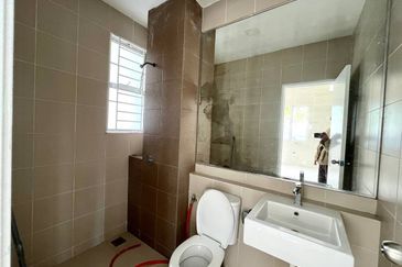 Ariza Elmina Gardens