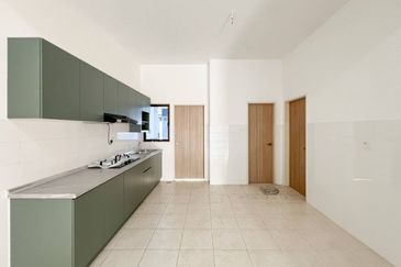 Dahlia @ Serene Heights