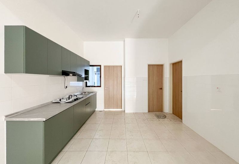 Dahlia @ Serene Heights