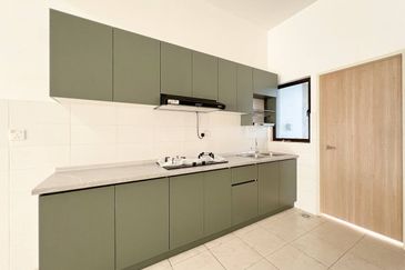 Dahlia @ Serene Heights