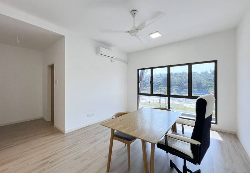 Dahlia @ Serene Heights