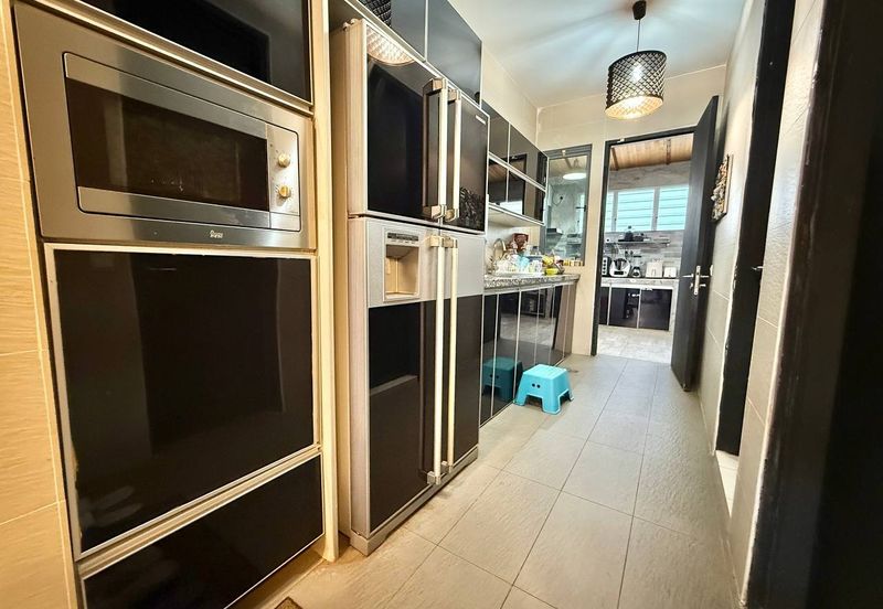 Bangi Lakehill Villas