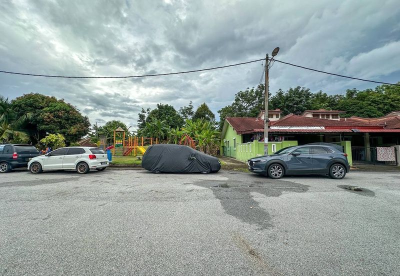 Taman Desa Salak Jaya