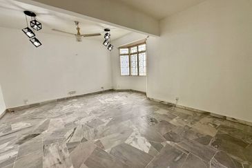 Subang Perdana Goodyear Court 10