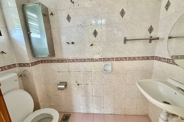 Subang Perdana Goodyear Court 10