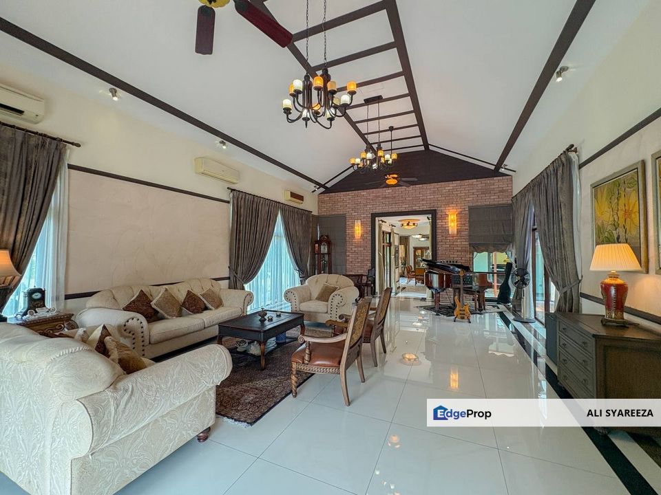 D'Puncak U8 Bukit Jelutong Double storey bungalow for sale, Selangor, Bukit Jelutong