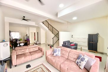 Monet Springtime @ Sunsuria City