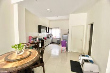 Monet Springtime @ Sunsuria City