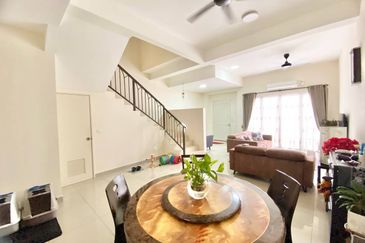 Monet Springtime @ Sunsuria City