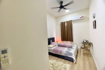 Monet Springtime @ Sunsuria City