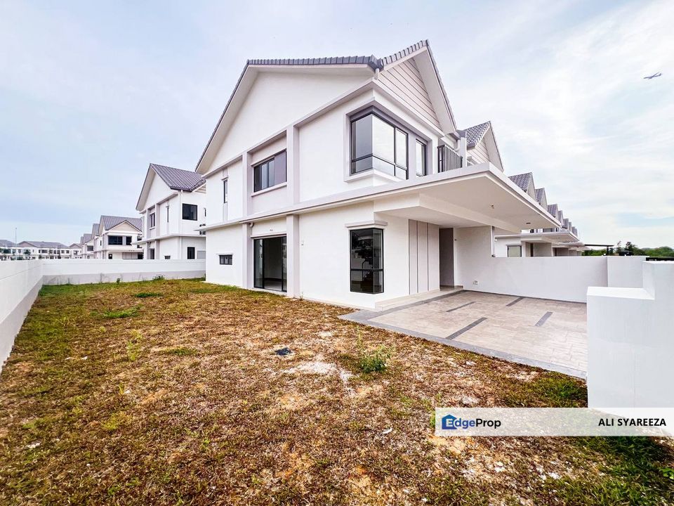Sejati Lakeside 2 Cyberjaya double Storey Semi Detached for sale, Selangor, Cyberjaya