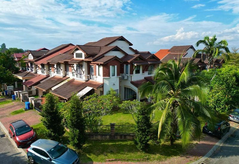 Bukit Jelutong