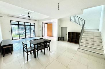 Bandar Baru Salak Tinggi