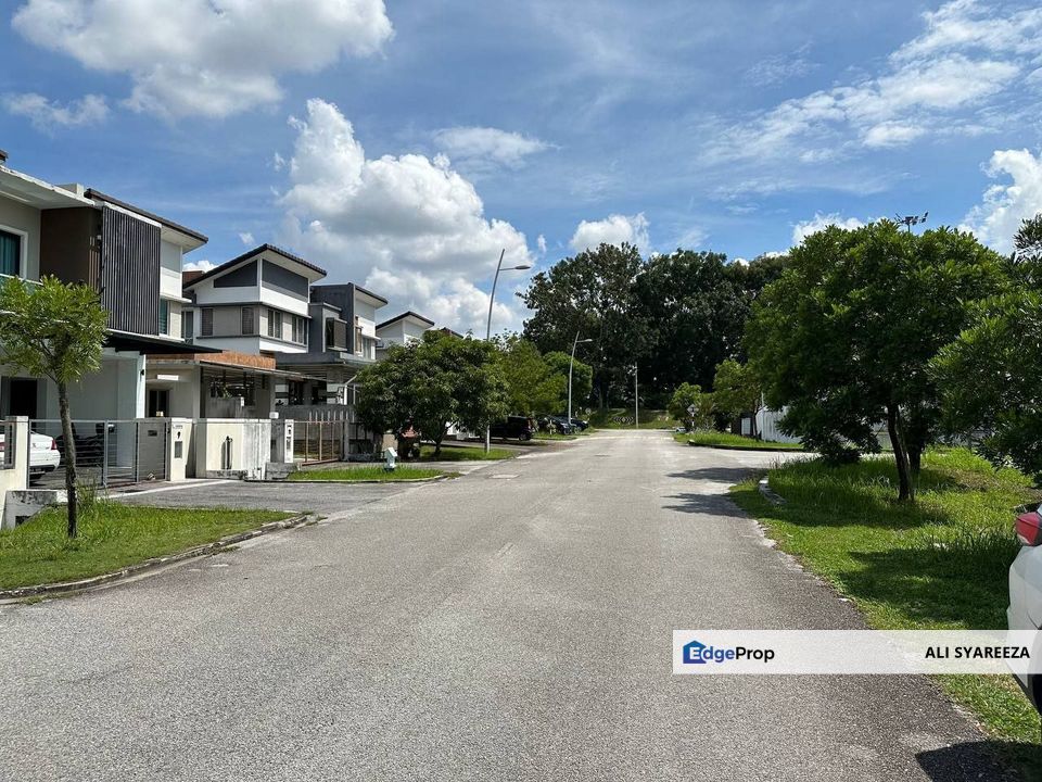  Legundi Residensi, Bandar Seri Putra, Bangi  Semi Detached Cluster for sale, Selangor, Kajang