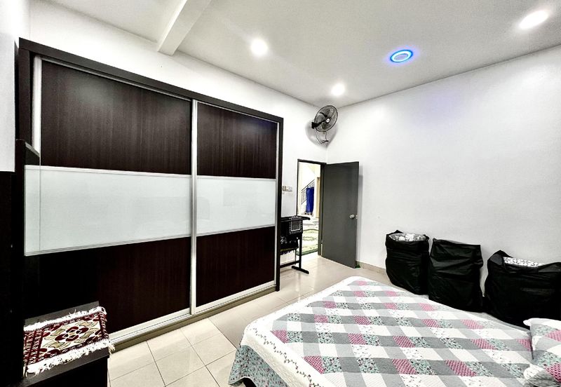 Bandar Baru Salak Tinggi