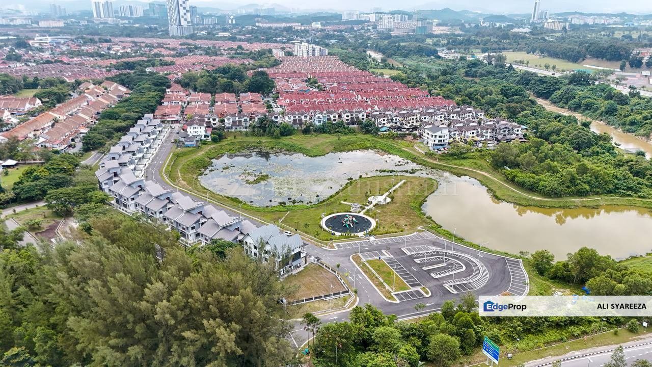 Seksyen 3 Bandar Baru Bangi 2.5 Storey Semi Detached for sale, Selangor, Bangi