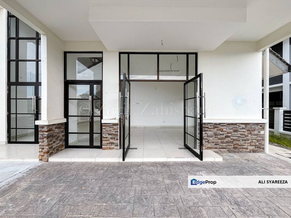 Seksyen 3 Bandar Baru Bangi 2.5 Storey Semi Detached for sale, Selangor, Bangi