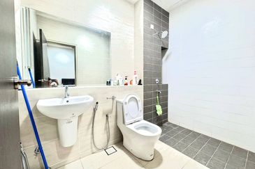 Serenia Adiva @ Serenia City