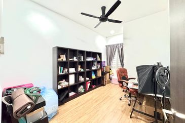 Serenia Adiva @ Serenia City