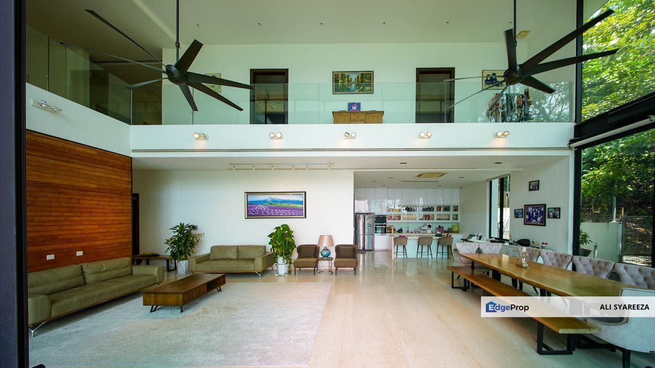 Kayangan Heights u9 Shah Alam triple storey bungalow for sale, Selangor, Shah Alam