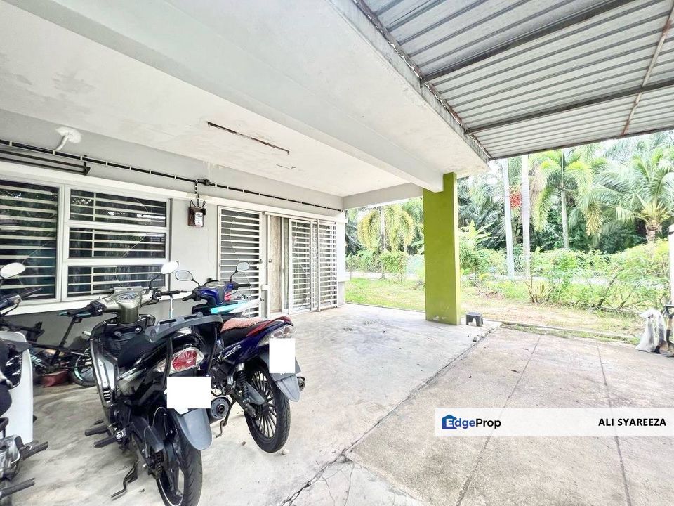 Taman Amanah Jenjarom single sorey terrace for sale, Selangor, Jenjarom