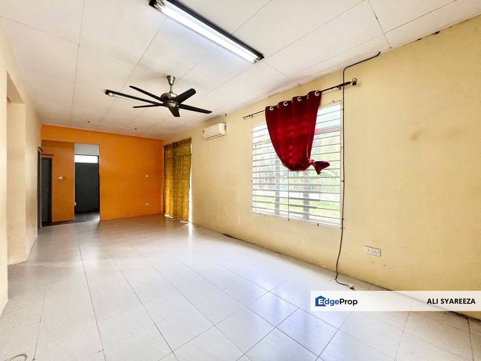 Taman Amanah Jenjarom single sorey terrace for sale, Selangor, Jenjarom
