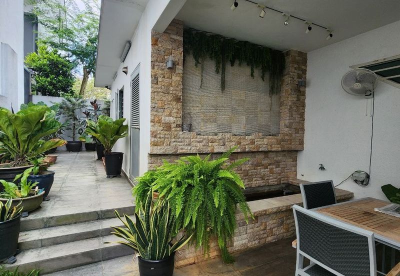 USJ Avenue @ USJ Heights