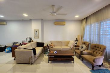 USJ Avenue @ USJ Heights