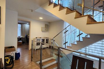 USJ Avenue @ USJ Heights