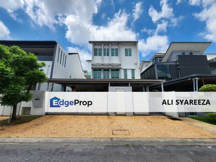 USJ Height,  Subang Jaya 2.5 Storey Zero Lot Bungalow For Sale, Selangor, Subang Jaya