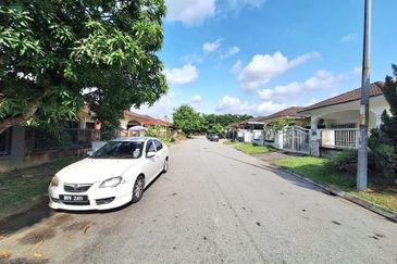 Taman Kota Warisan Permai