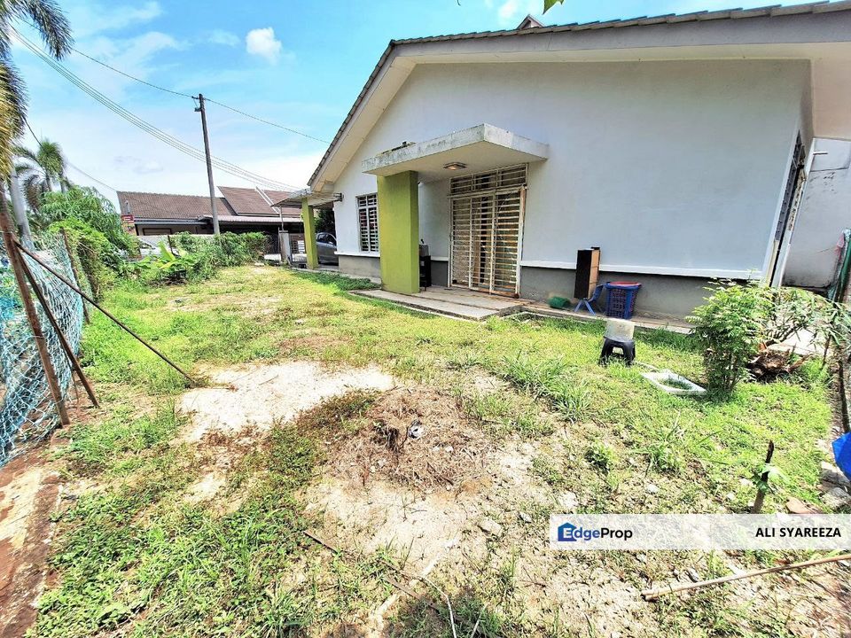 Taman Amanah Jalan Masjid Jenjarom Single Storey Terrace for sale, Selangor, Jenjarom