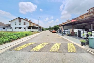 Seksyen 30, Shah Alam