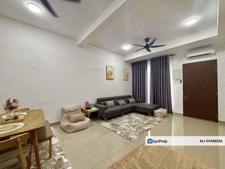 Taman Saujana KLIA fasa 4 Sepang Double storey terrace for sale, Selangor, Sepang