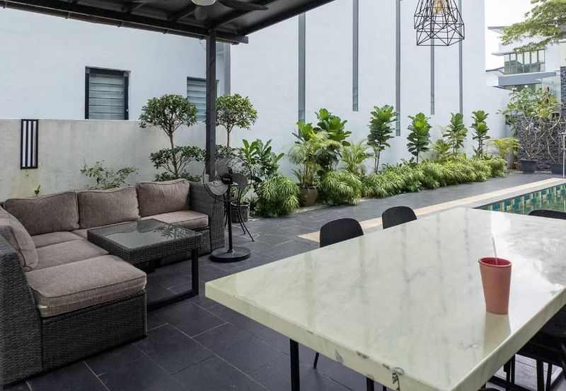 Casa Sutra, Alam Nusantara