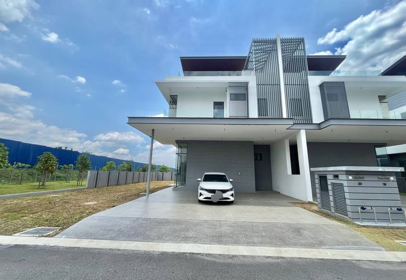 Broadleaf Residences, Hometree