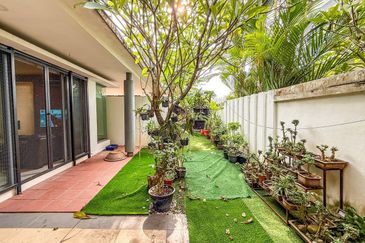 Bangi Lakehill Villas