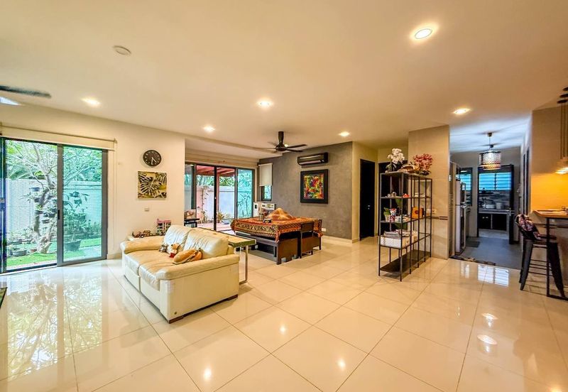 Bangi Lakehill Villas