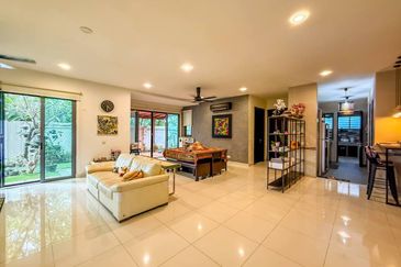 Bangi Lakehill Villas