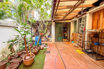 Bangi Lakehill Villas