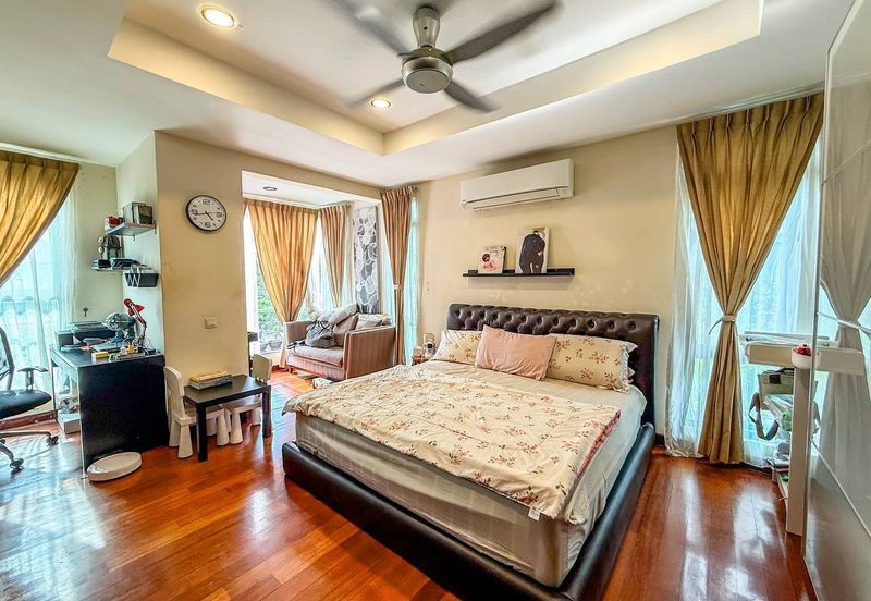 Bangi Lakehill Villas