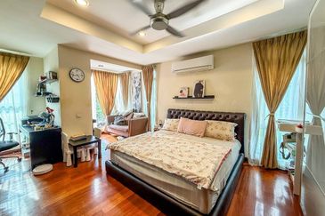 Bangi Lakehill Villas