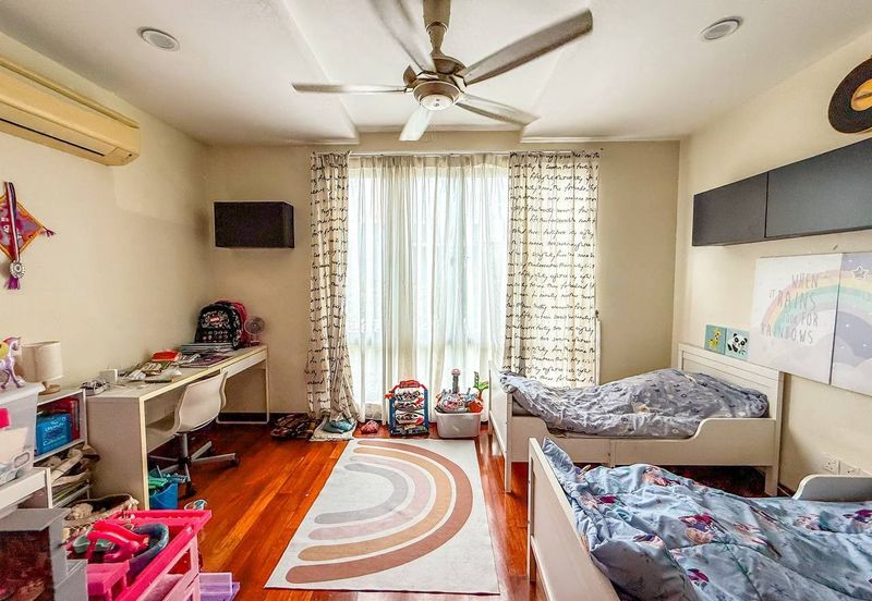 Bangi Lakehill Villas