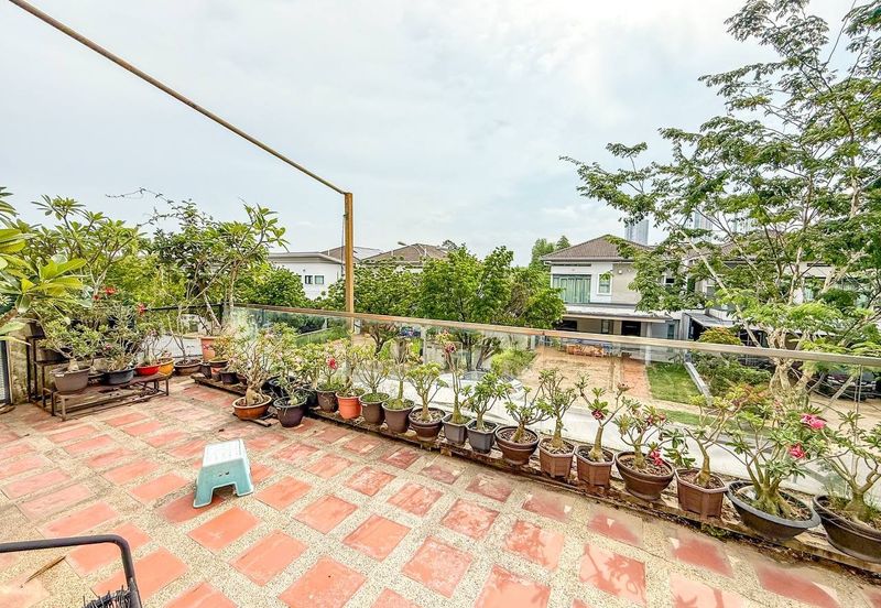 Bangi Lakehill Villas