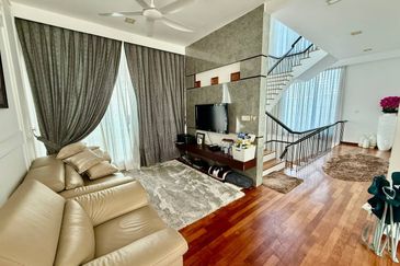 Jacaranda Garden Residence