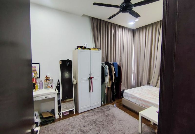 Lukisan @ Alam Impian