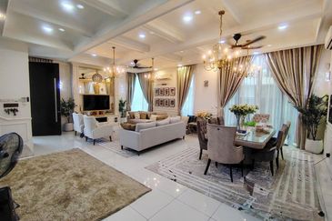 Lukisan @ Alam Impian