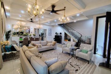 Lukisan @ Alam Impian