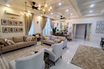 Lukisan @ Alam Impian