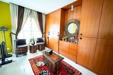 Cahaya SPK, Seksyen U9